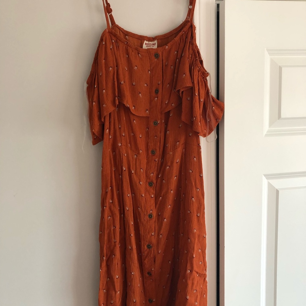 Still has its tags! Never been worn!